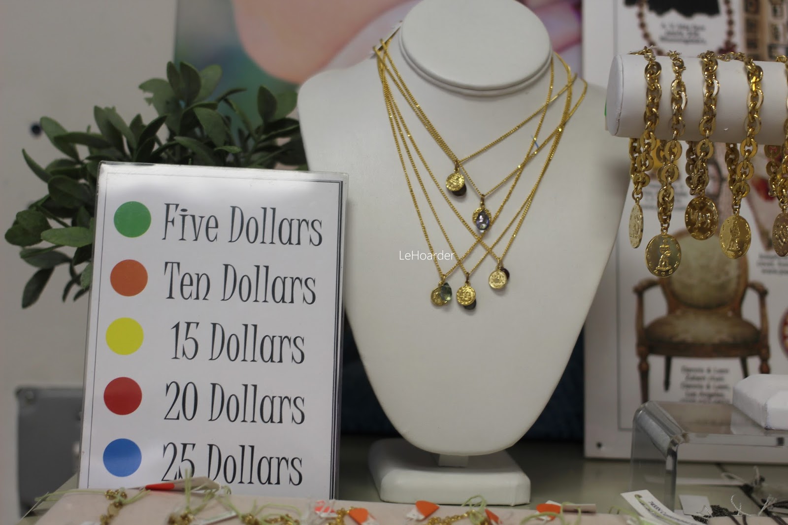 50 Pictures of What s Inside the A.V. Max Accessories Sample Sale